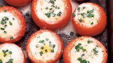 Baked Eggs in Tomato Cups