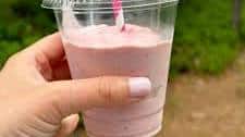 Basic Blended Yogurt and Fruit Smoothie