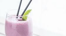 Berry-Mint Smoothie