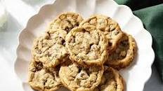 Best Big, Fat, Chewy Chocolate Chip Cookie