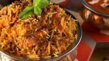 Biryani Rice with Spicy Tomato Sauce