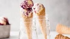 Blueberry cheesecake ice cream