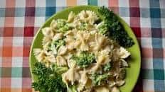 Broccoli Alfredo Pasta