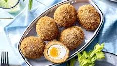 Buffalo chicken Scotch eggs