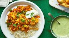 Cauliflower and pea curry