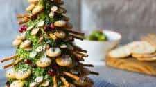 Cheese and Crackers Christmas Tree