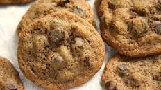 Chewy Molasses Chocolate Chip Cookies