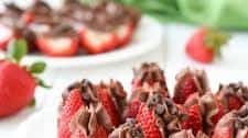 Chocolate Cheesecake Stuffed Strawberries