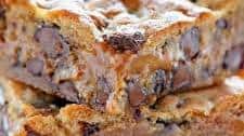 Chocolate Chip Caramel Bars