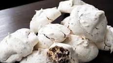 Chocolate Chip Meringue Cookies