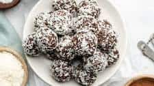 Chocolate Coconut Energy Balls