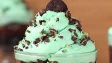 Chocolate Mint Oreo Cookie Dessert Trifle