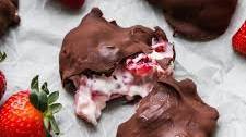 Chocolate Strawberry Yogurt Clusters