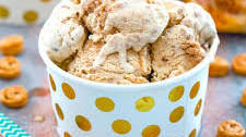 Cinnamon Roll Ice Cream