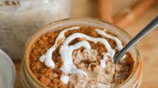 Cinnamon Roll Overnight Oats