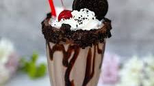 Cookies and Cream Milkshake Recipe