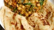 Curried Channa and Roti