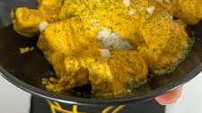 Curry di tofu alla thailandese