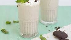 Dairy-Free Mint Chocolate Cookie Shakes