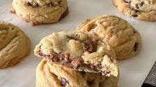 Easy Air Fryer Chocolate Chip Cookies