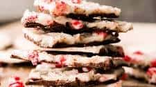 Easy Vegan Peppermint Bark Recipe