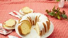 Eggnog Cake