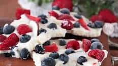 FROZEN YOGURT BARK