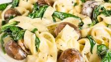 Fettuccine Alfredo with Button Mushrooms & Spinach