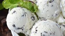 Fresh Mint Stracciatella Gelato