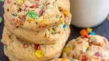 Fruity Pebbles Cookies