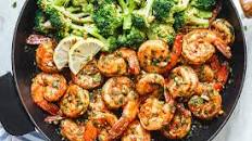 Garlic Butter Shrimp and Broccoli Skillet