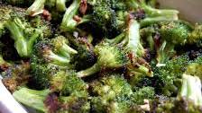 Garlic Roasted Broccoli Recipe (Addictive!)