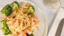 Garlic Shrimp & Broccoli Pasta