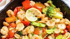 Garlic Shrimp with Broccoli and Red Bell Peppers