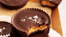 Healthier Homemade Dark Chocolate Peanut Butter Cups