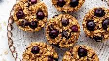 Healthy Banana Blueberry Oatmeal Muffins {No Flour}