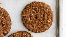 Healthy Gingerbread Oatmeal Breakfast Cookies