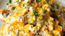 Low Carb Cheesy Ground Beef and Cauliflower Rice Casserole