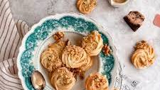 Maple Vanilla Walnut Viennese Whirls