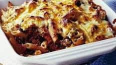 Mild chilli & bean pasta bake