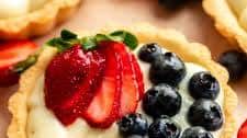 Mini Fruit Tarts With Pastry Cream