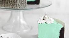 Mint-White Chocolate Mousse Cake