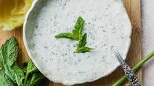 Mint Yogurt Sauce With Lemon & Garlic