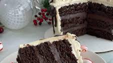 Moist Peppermint Fudge Cake