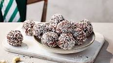 Nutty chocolate energy balls