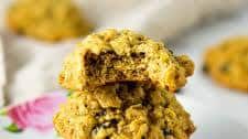 Oatmeal Rum Raisin Cookies