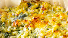 Old Fashioned Baked Macaroni and Cheese with Spinach