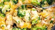 One Pot Cheesy Chicken Broccoli and Rice Casserole