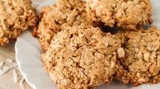 Peanut Butter Coconut Breakfast Cookies (gluten-free, refined sugar-free, vegan option)