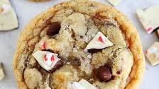 Peppermint Bark Chocolate Chip Cookies